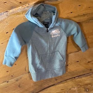 Roots sweatshirt size 3T